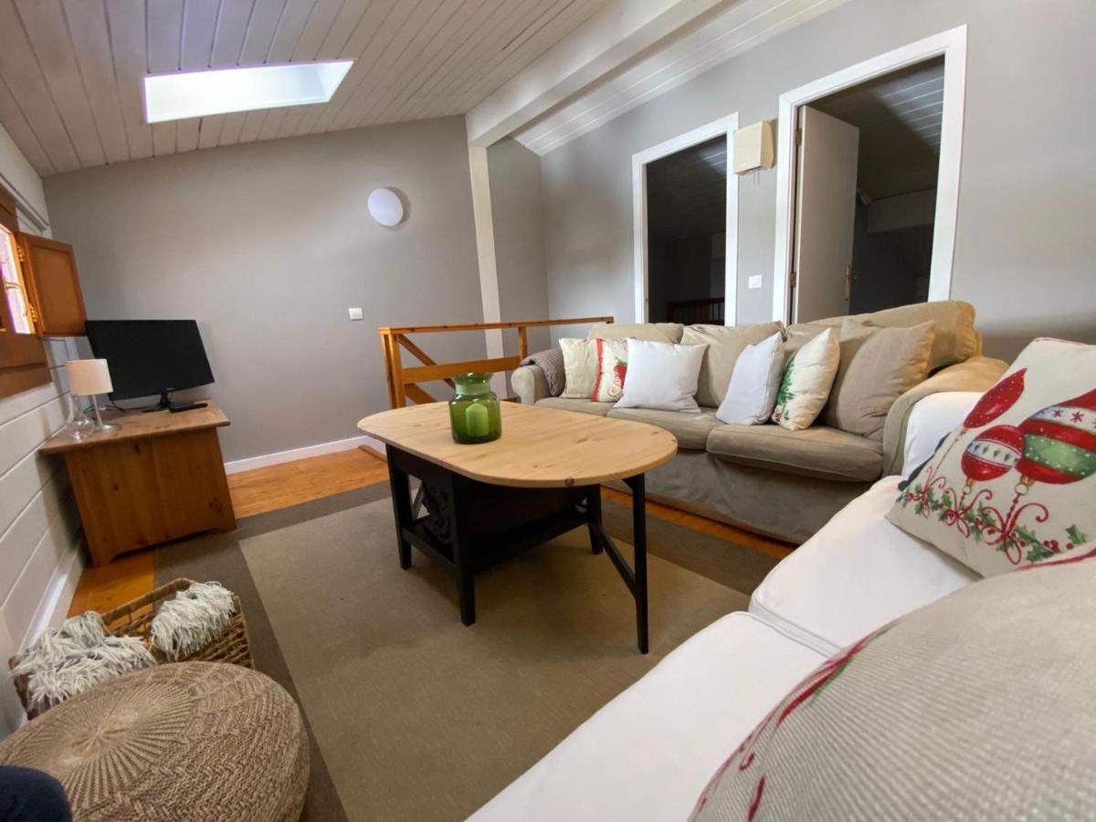 Acogedora Buardilla duplex 6 pax Apartment Incles Exterior foto