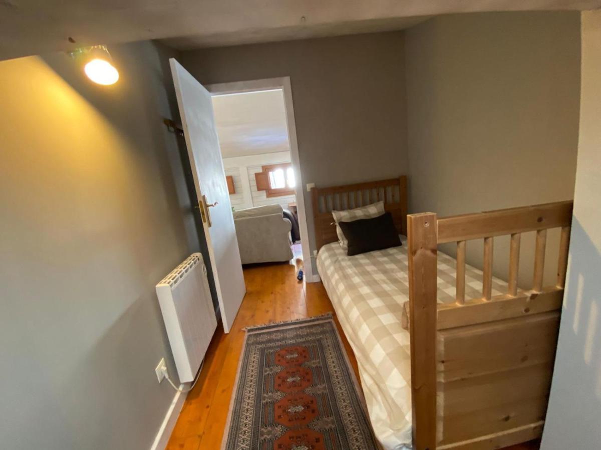 Acogedora Buardilla duplex 6 pax Apartment Incles Exterior foto