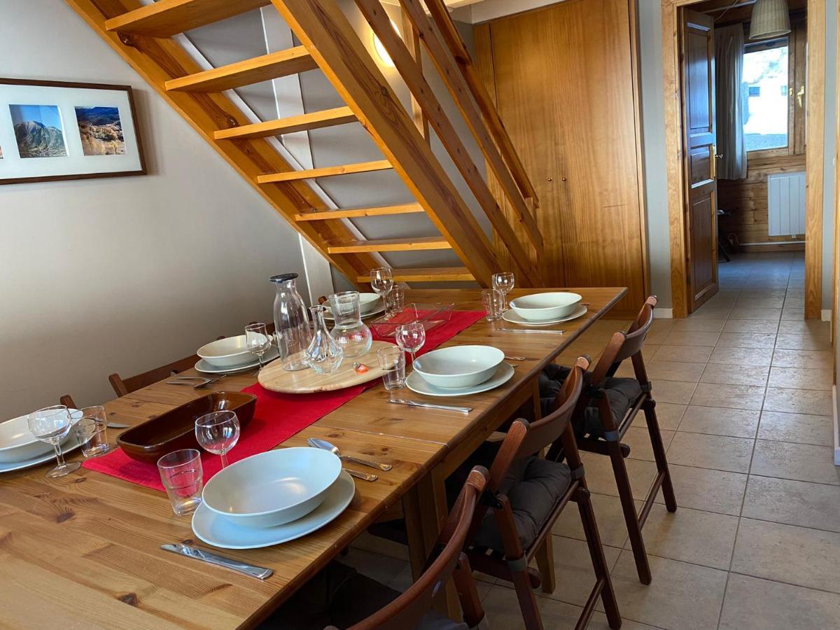 Acogedora Buardilla duplex 6 pax Apartment Incles Exterior foto